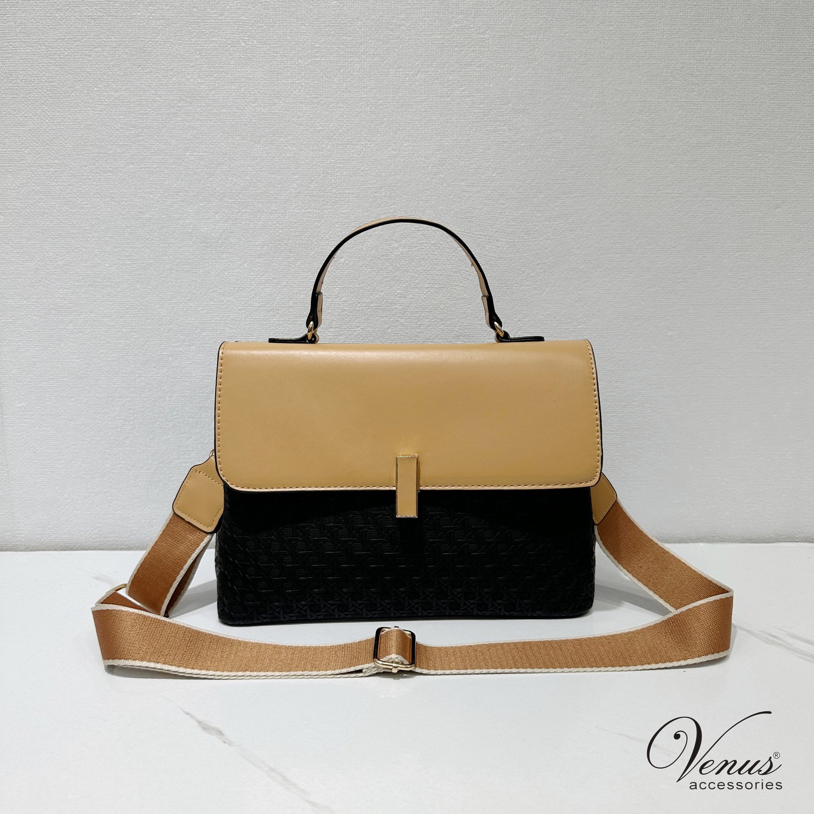 WOMEN HAND BAG